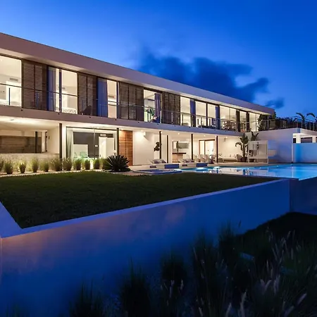 Villa Amazing With Infinity Pool Sant Josep de sa Talaia